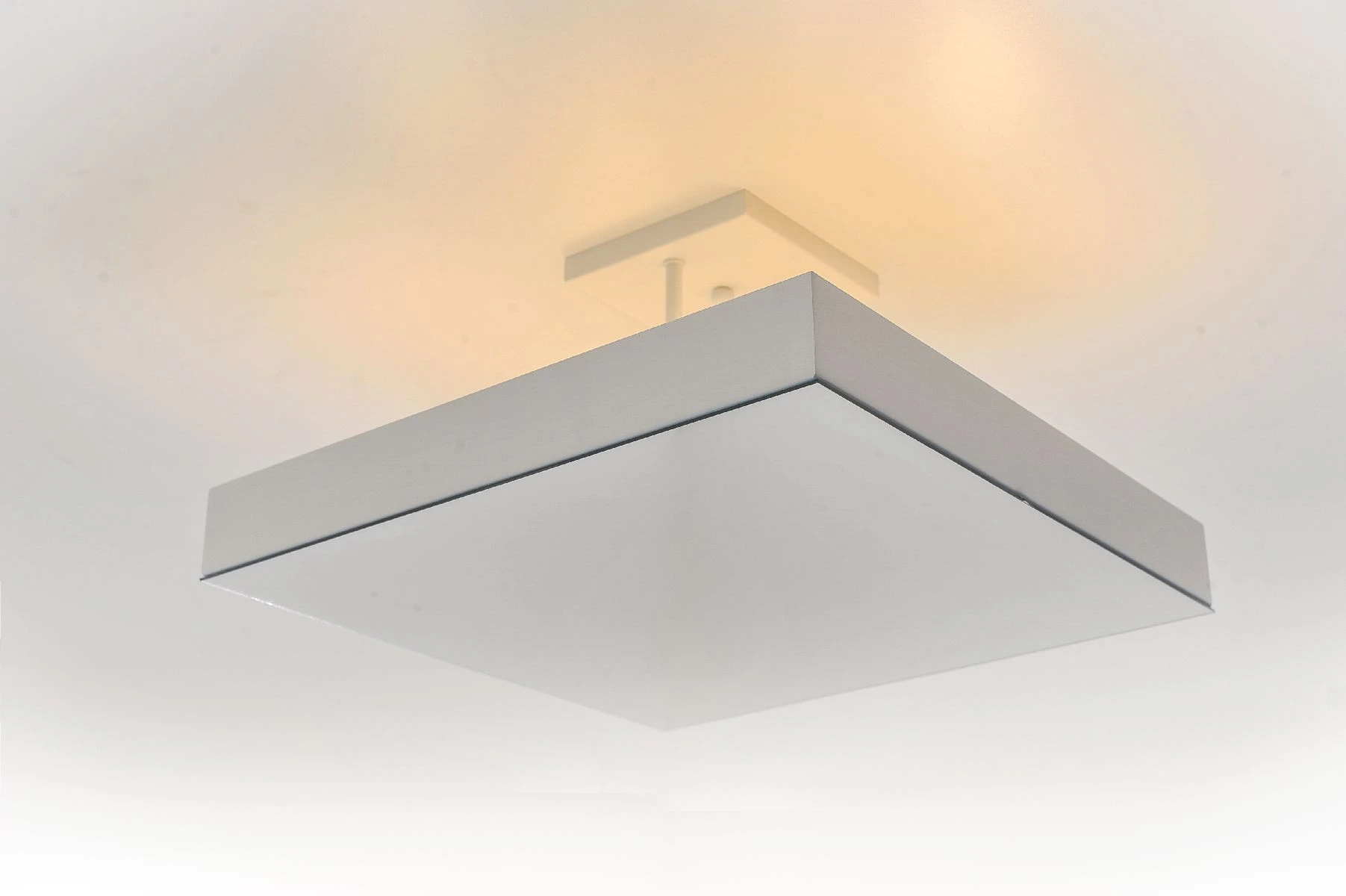 ILUMINAÇÃO INDIRETA PENDENTE - Vista 2