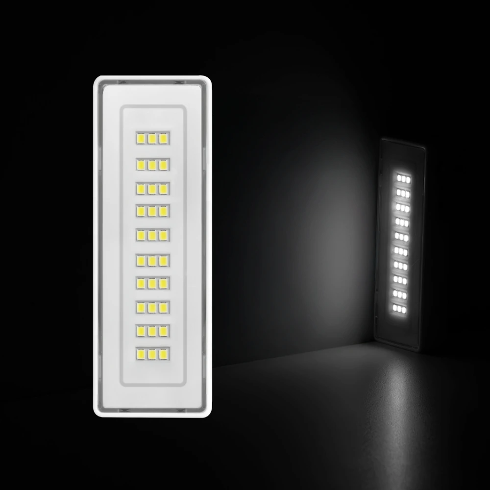 LUMINÁRIA DE EMERGÊNCIA  30 LEDs